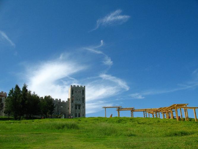 景區(qū)管理:景區(qū)"三年必漲"成慣例 扭轉(zhuǎn)漲價怪圈指望《旅游法》